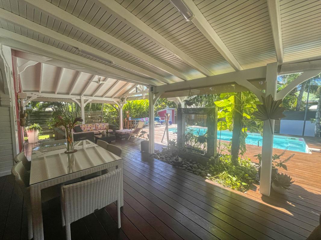 12.Location villa piscine Saint François Guadeloupe_Terrasse